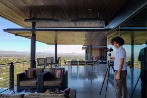 Us-Working-600pix-103