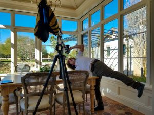 Us-Working-600pix-109