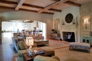 Us-Working-600pix-110