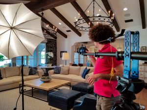 Us-Working-600pix-112