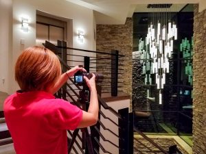 Us-Working-600pix-119