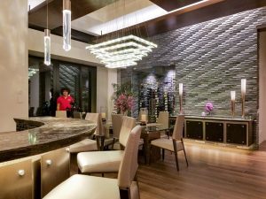 Us-Working-600pix-120