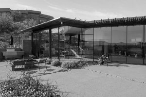 Us-Working-600pix-138