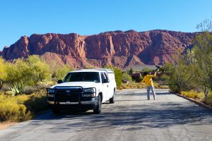 Us-Working-600pix-14