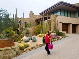 Us-Working-600pix-141