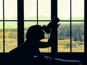 Us-Working-600pix-158