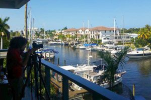 Us-Working-600pix-160