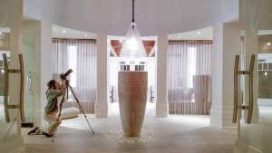 Us-Working-600pix-43