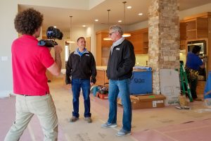 Us-Working-600pix-57