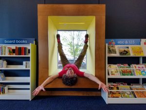 Us-Working-600pix-60