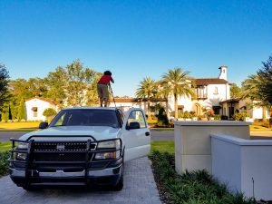 Us-Working-600pix-72