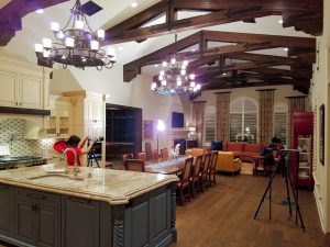 Us-Working-600pix-74