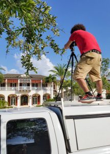 Us-Working-600pix-77