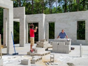 Us-Working-600pix-79