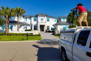 Us-Working-600pix-96